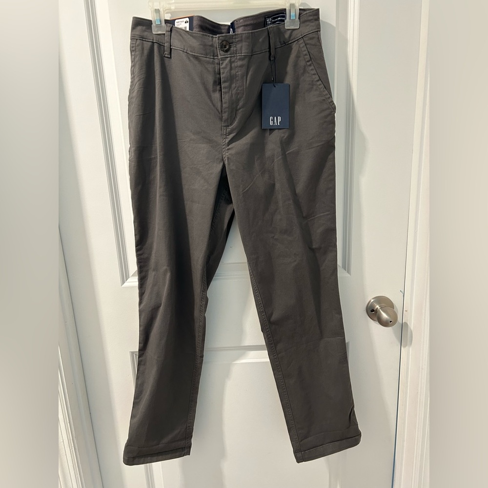 Women’s Gap size 12 gray relaxed girlfriend style pants